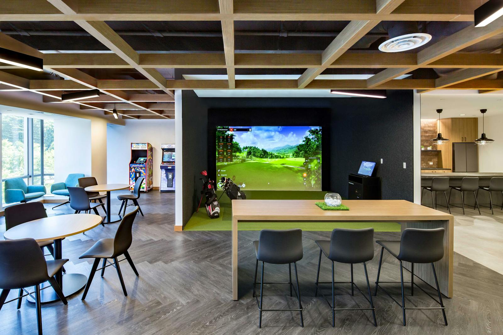 5425 Wisconsin Ave 3