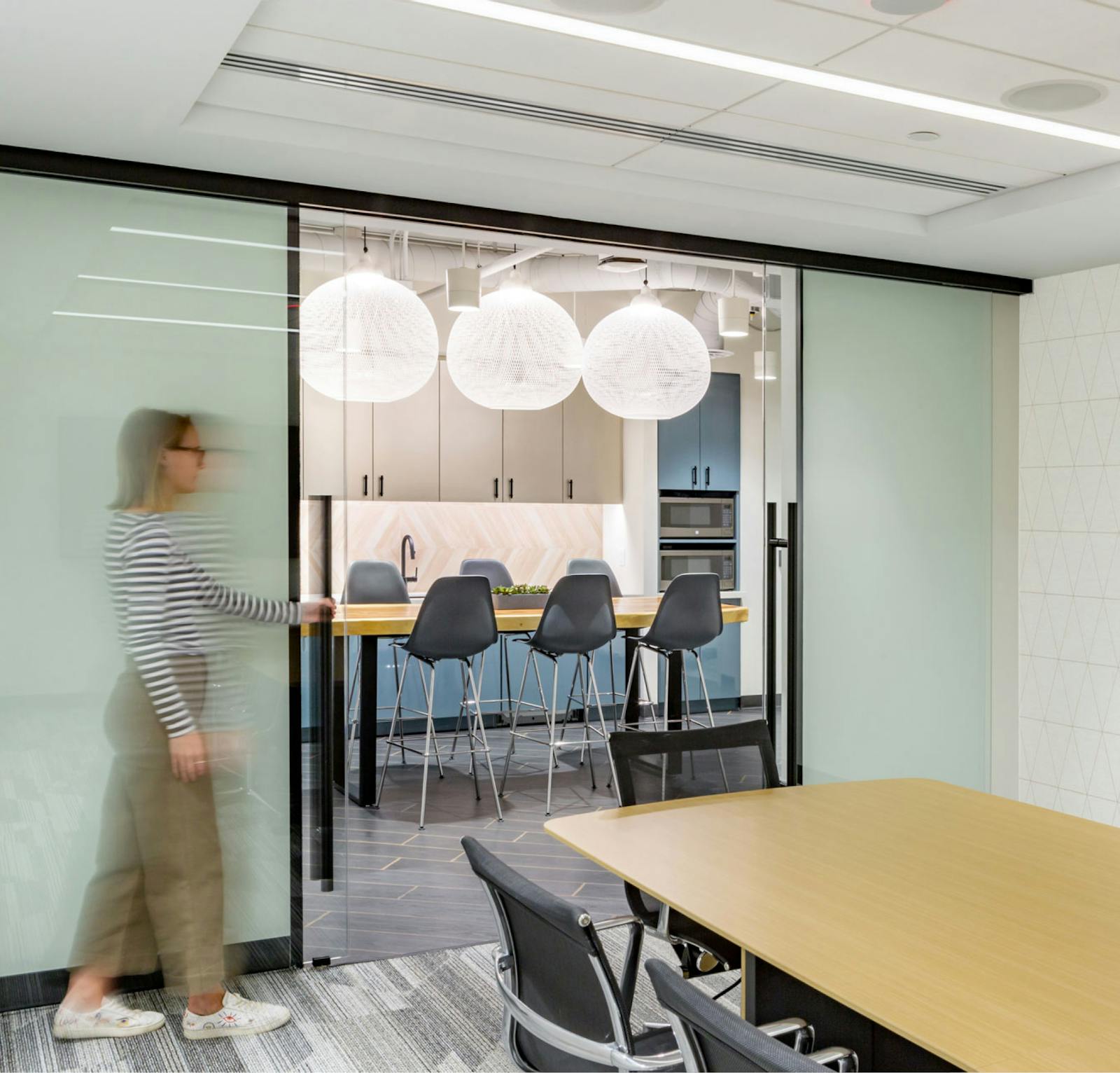 5th Floor Spec Suites 2