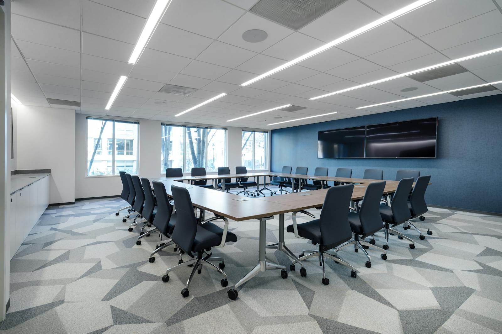 4800 Montgomery Lane 5