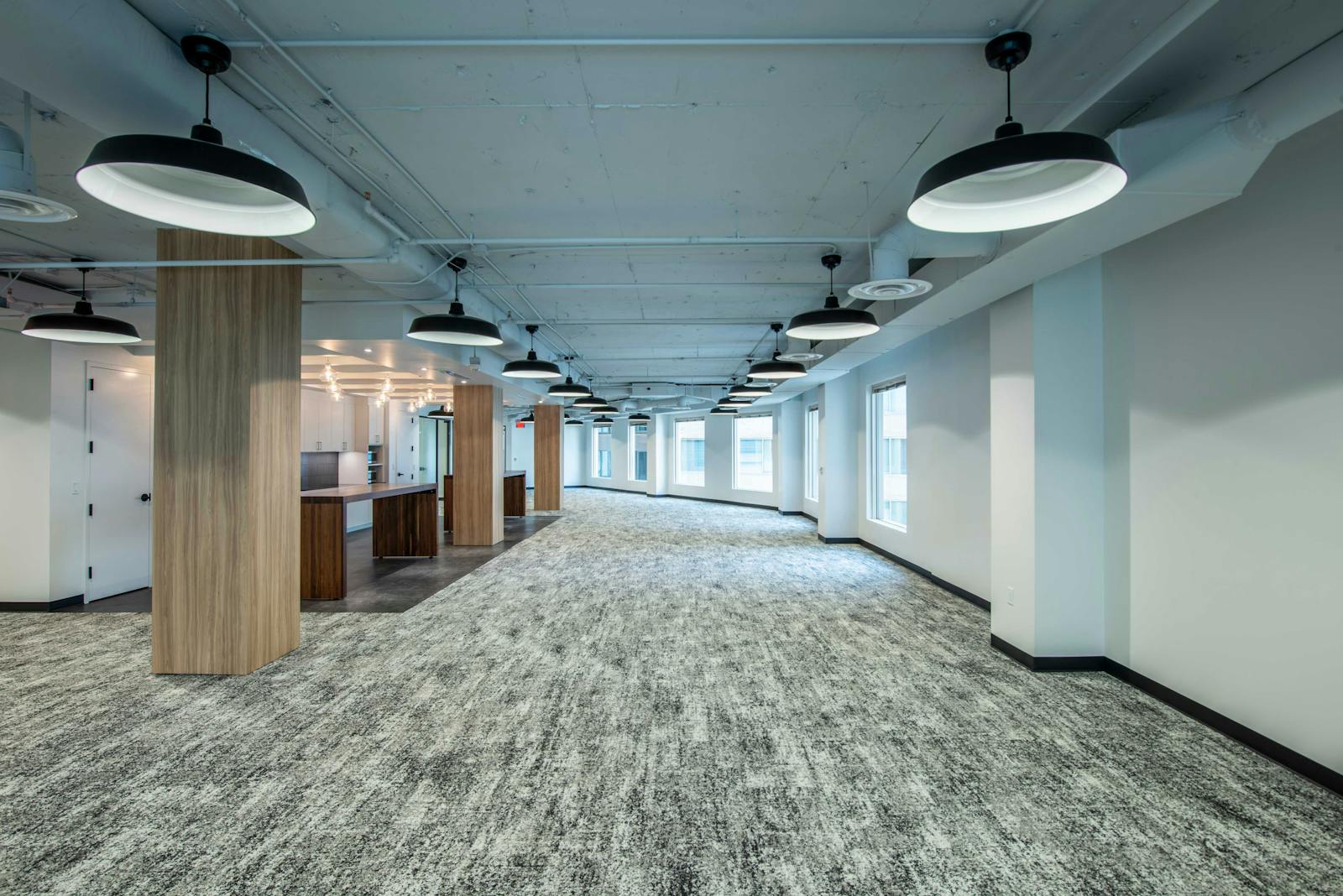 8th Floor Spec Suites: 750 5