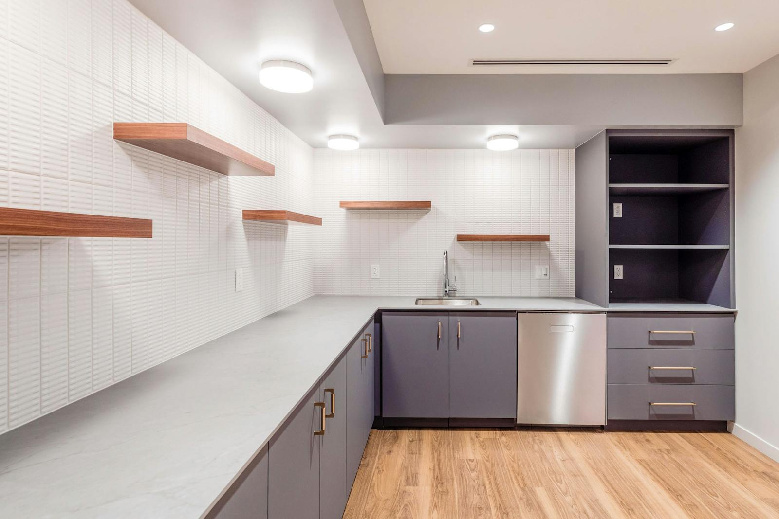 Madison Building Spec Suites 4