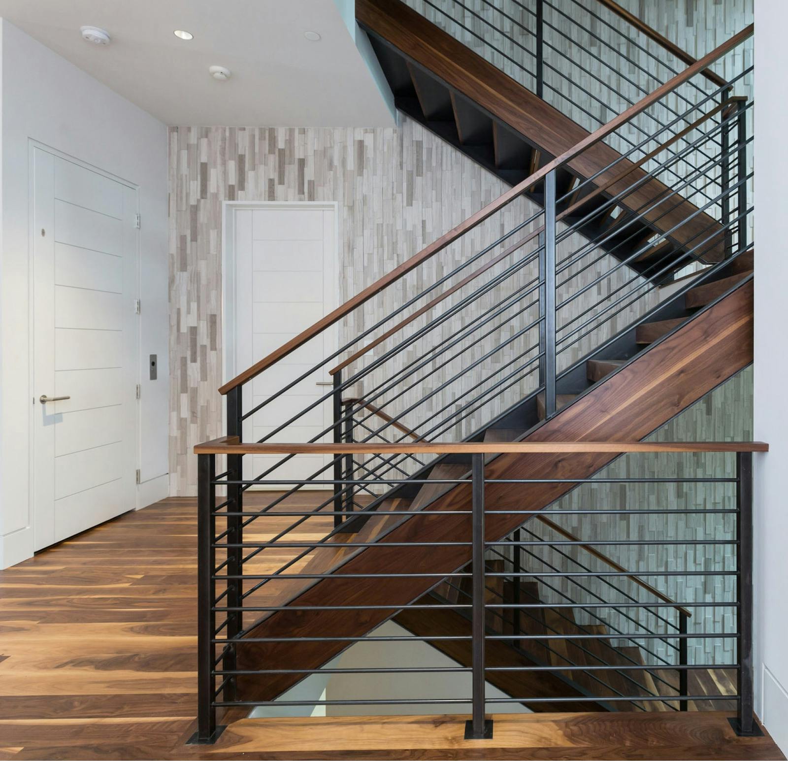 Contemporary Foxhall Residence 12