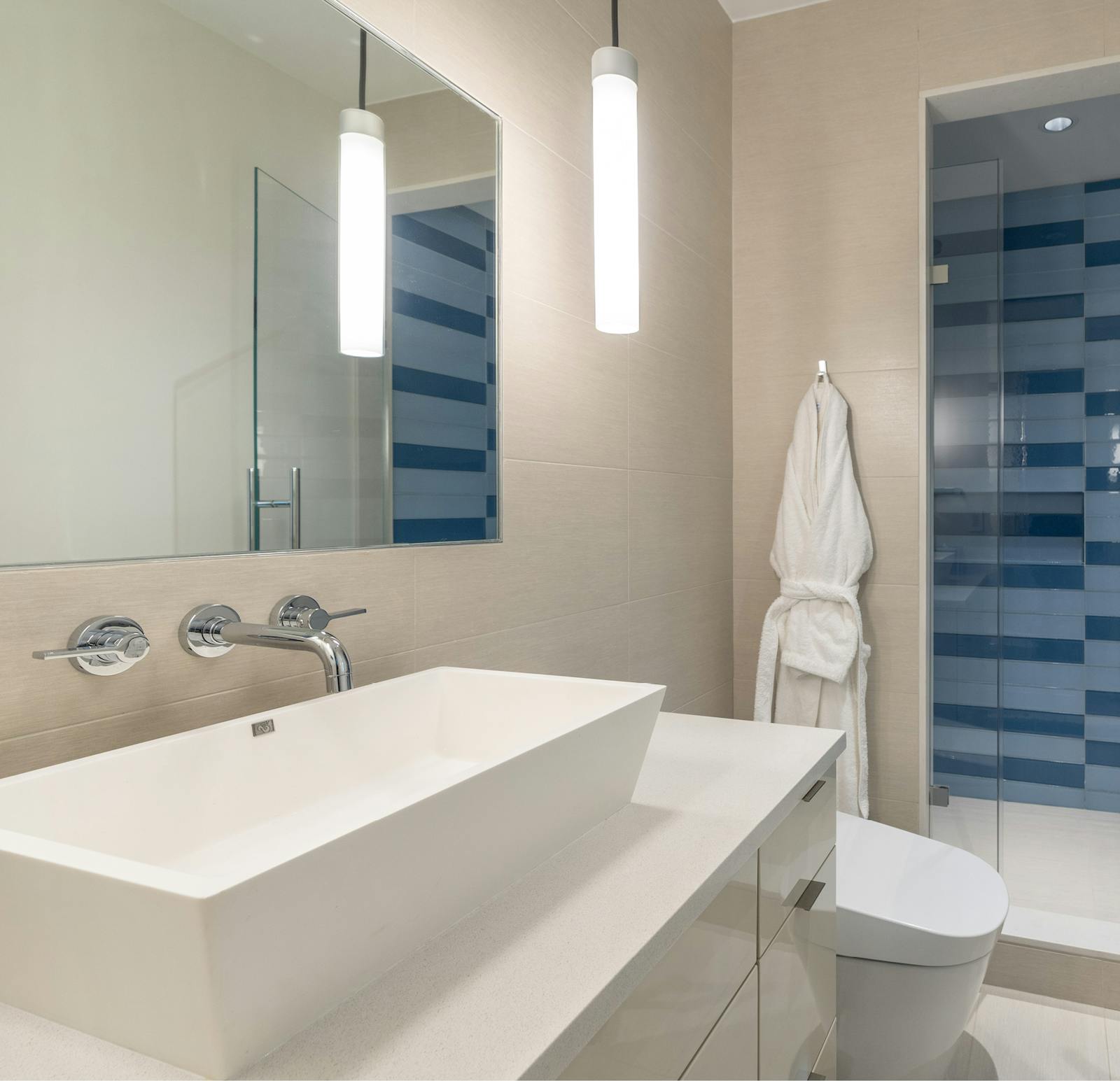 Contemporary Foxhall Residence 11