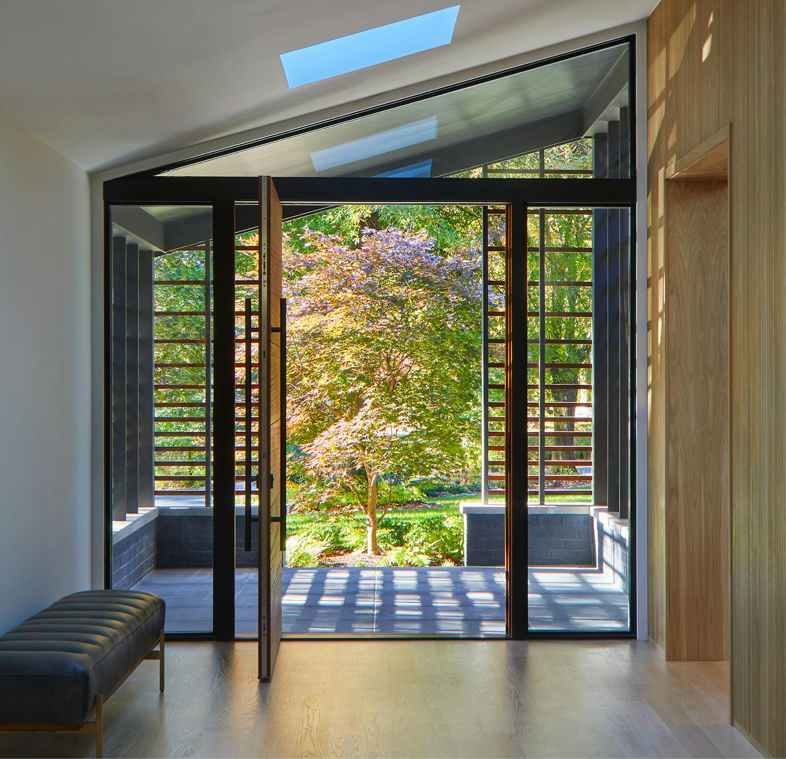 Transformed Mid-Century Modern Interiors 9