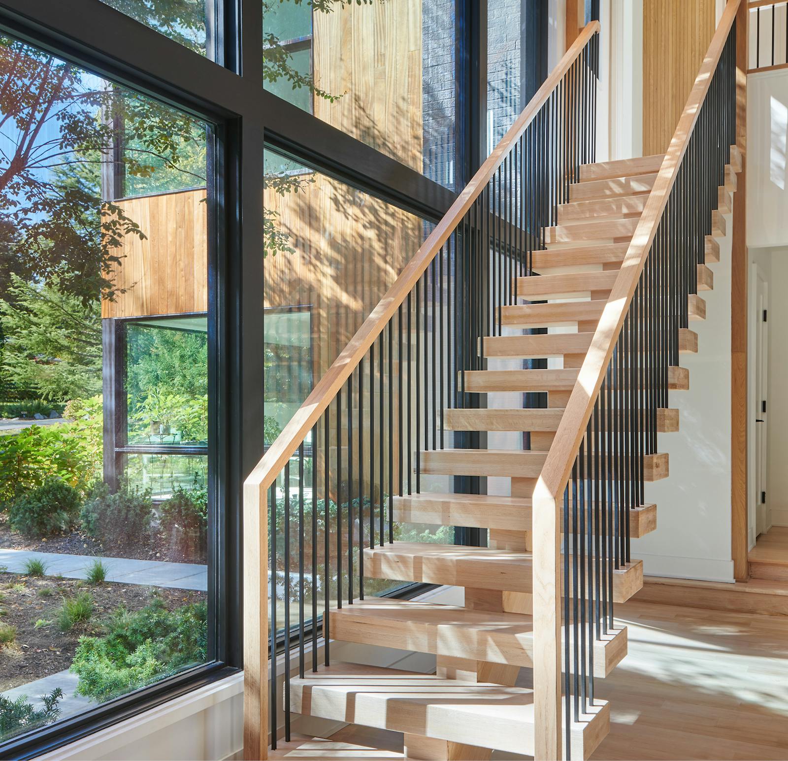 Transformed Mid-Century Modern Interiors 2