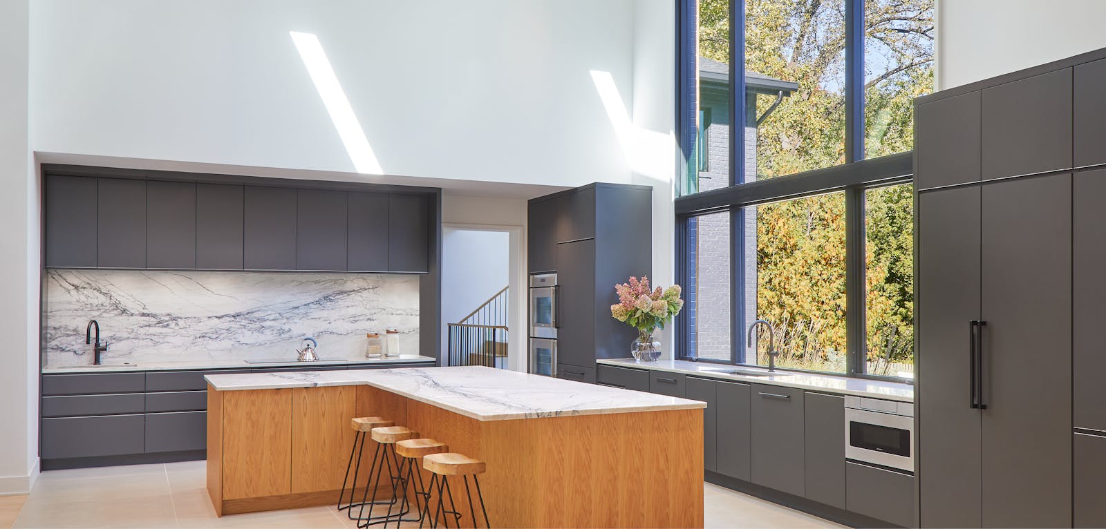 Transformed Mid-Century Modern Interiors 3