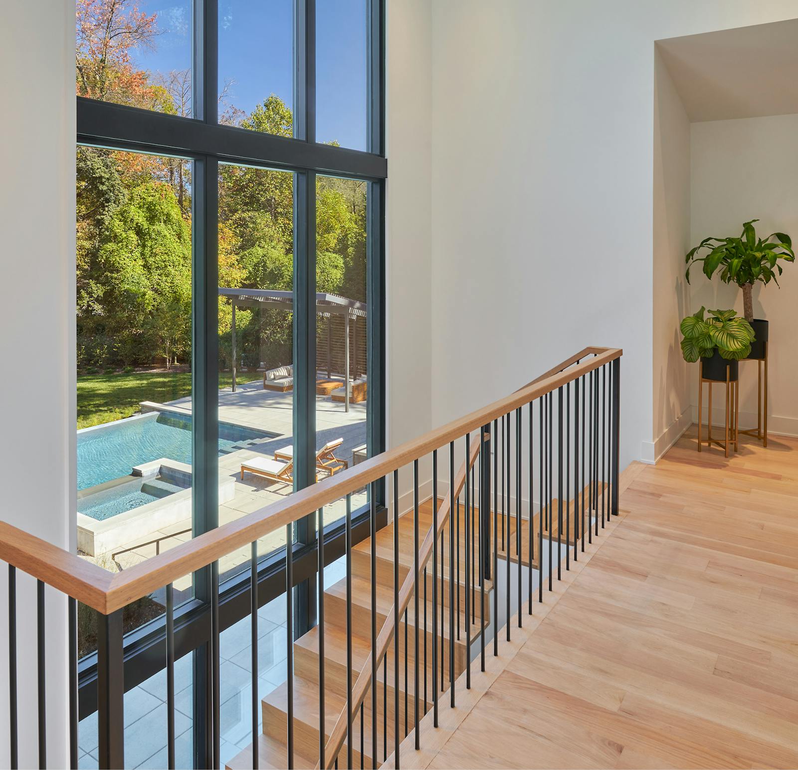 Transformed Mid-Century Modern Interiors 4