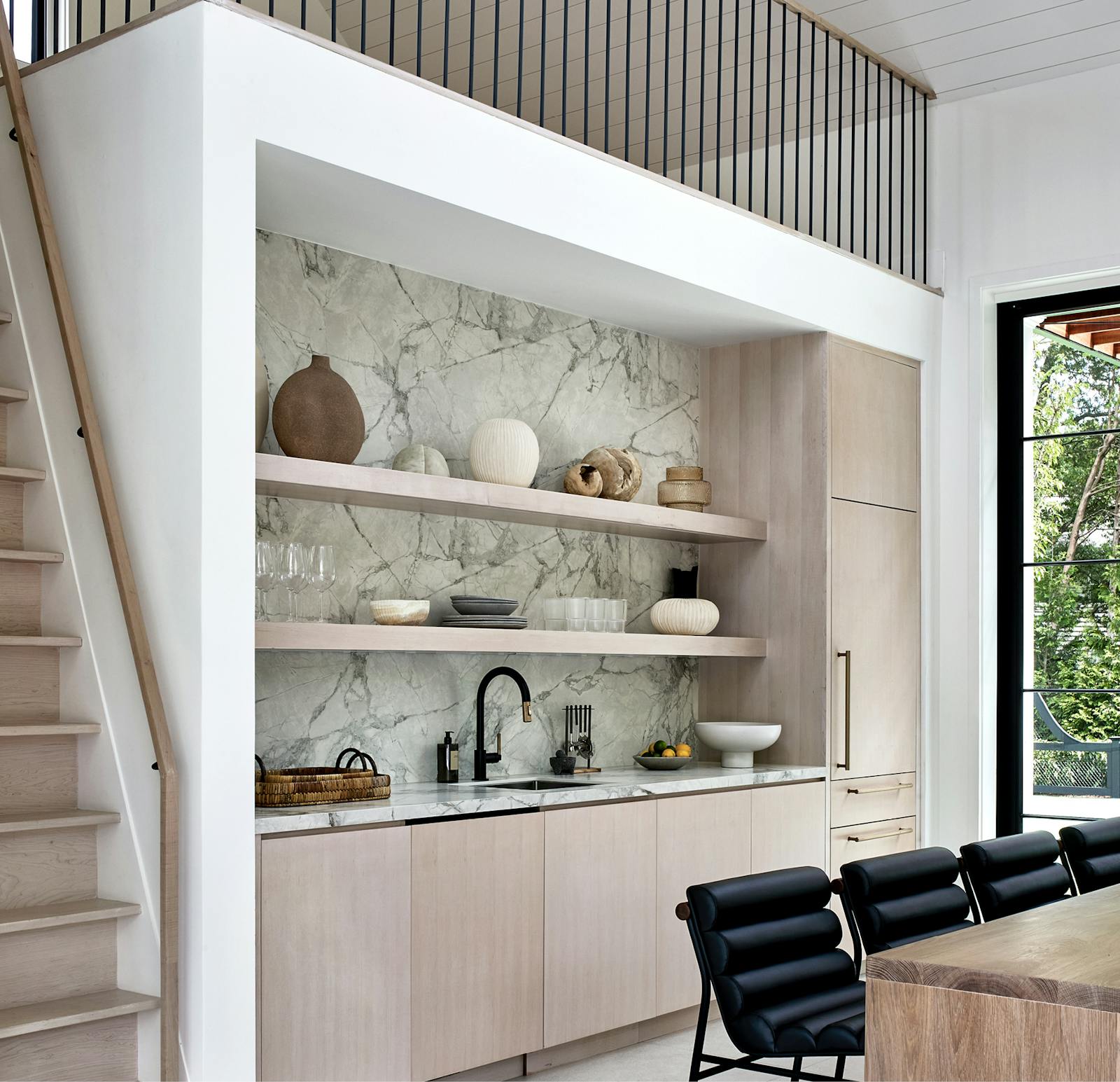 Sophisticated Brick Pool House Interiors 3