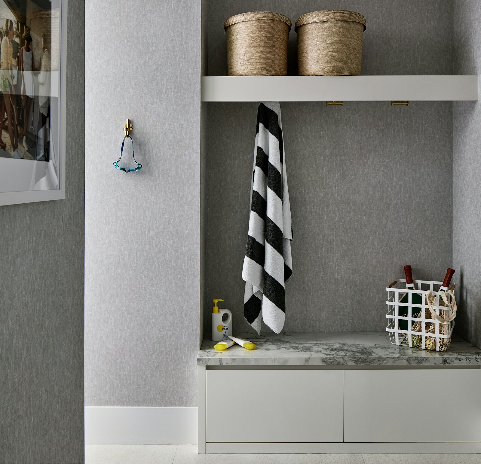 Sophisticated Brick Pool House Interiors 3