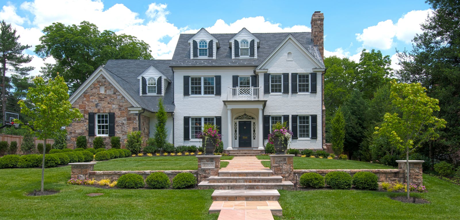 Federal Style Colonial 1