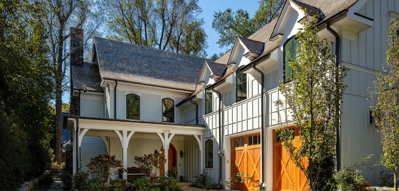 Modern-Day Victorian Farmhouse 8