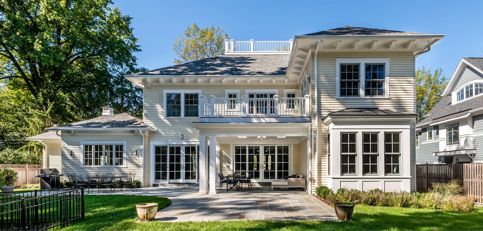 Traditional Style with Transitional Features 3