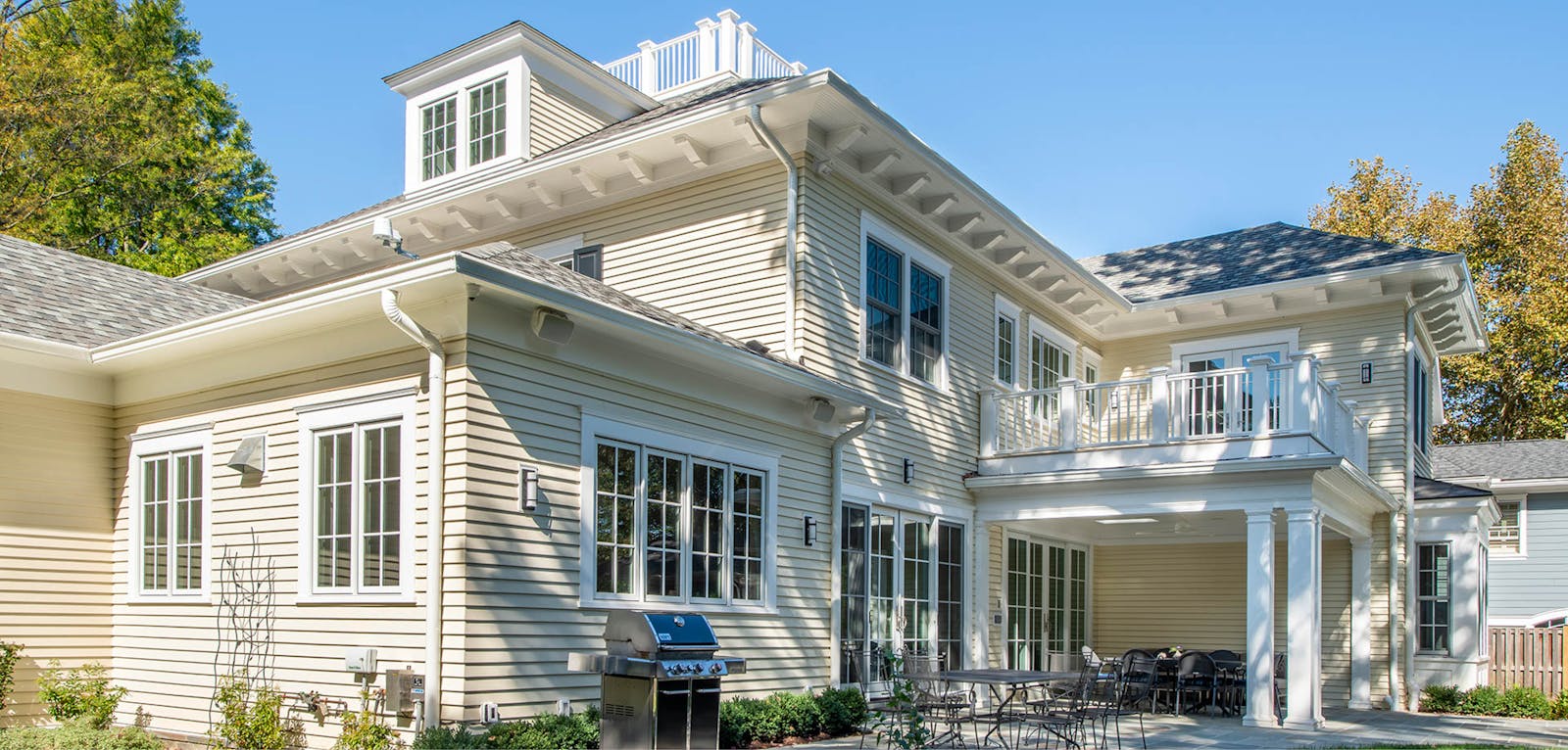 Traditional Style with Transitional Features 6