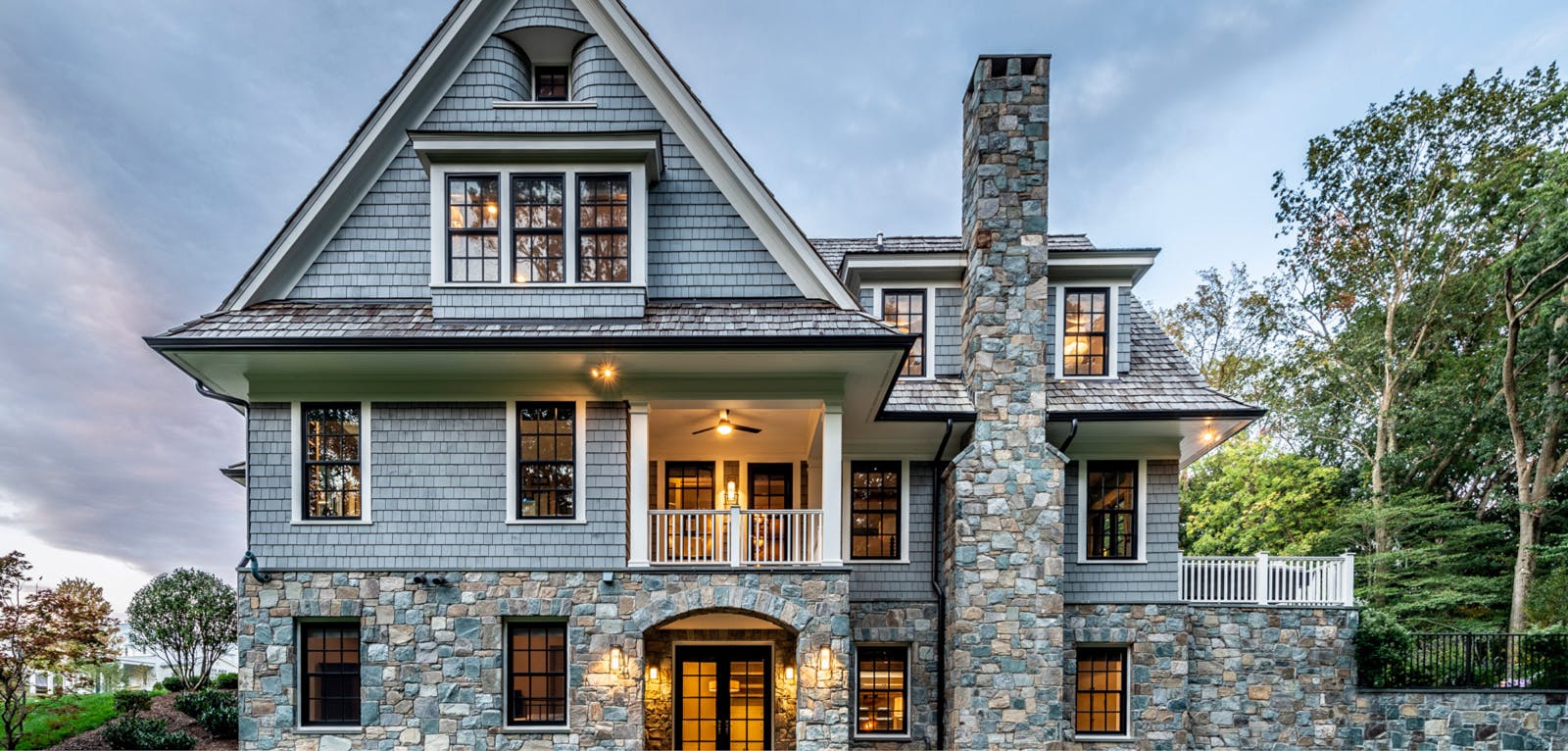 Distinctive Shingle Style 6
