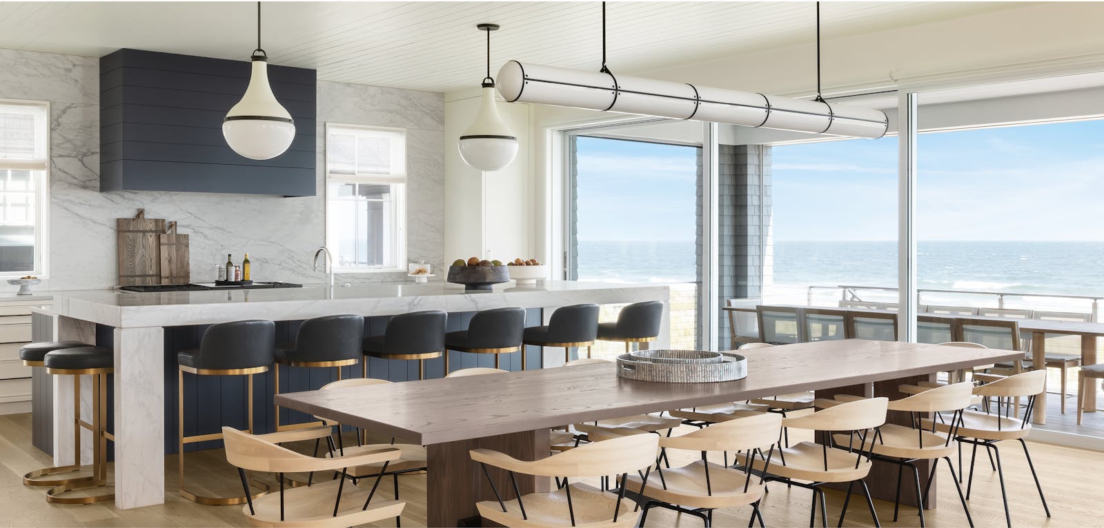 Shingle-Style Vacation Home 4