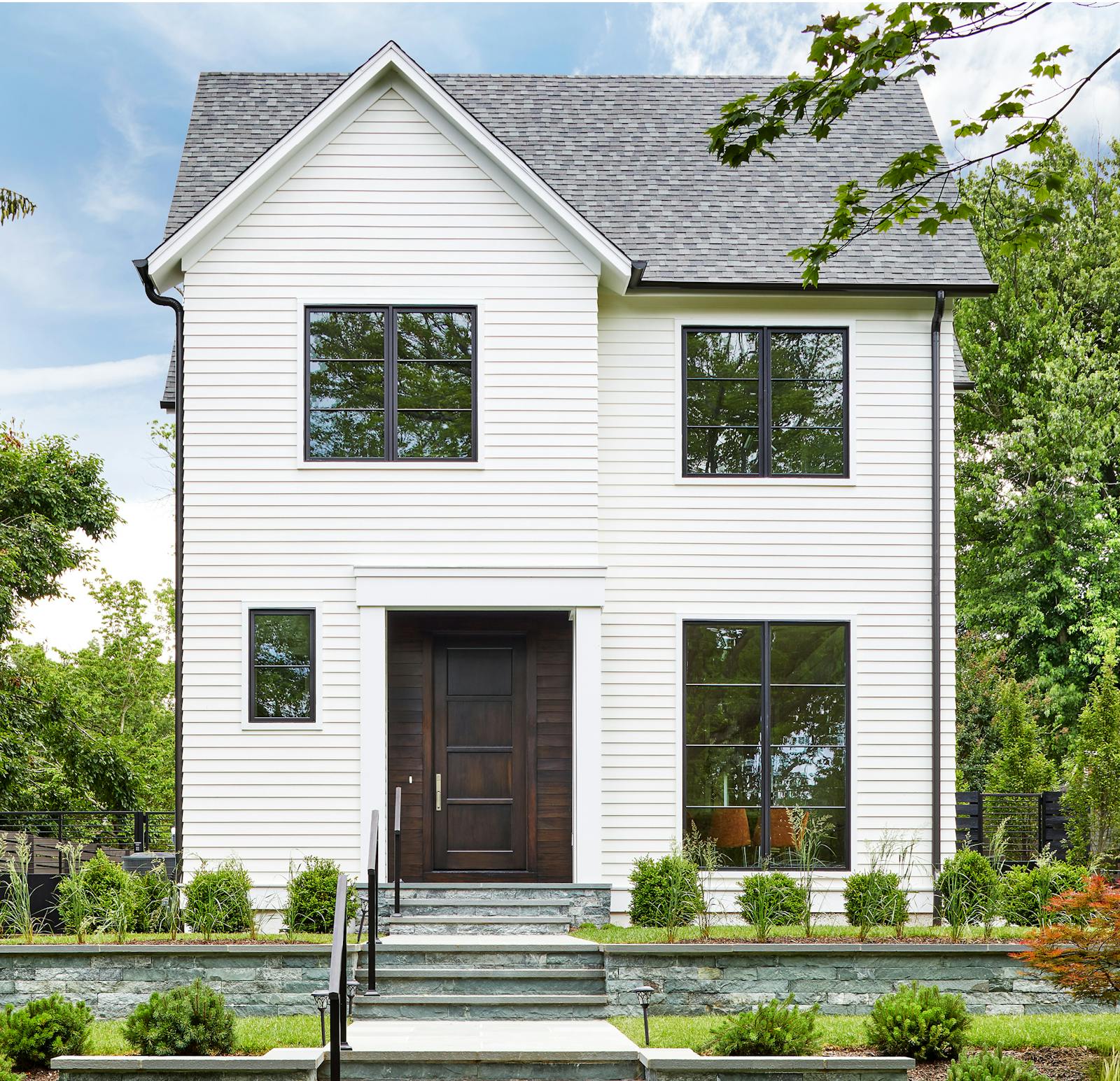 Modern Farmhouse Home 2