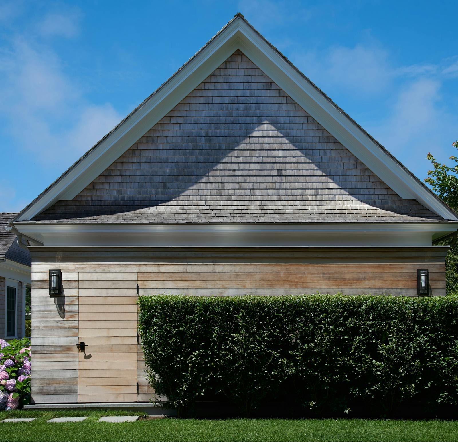 Traditional Shingle Style 12