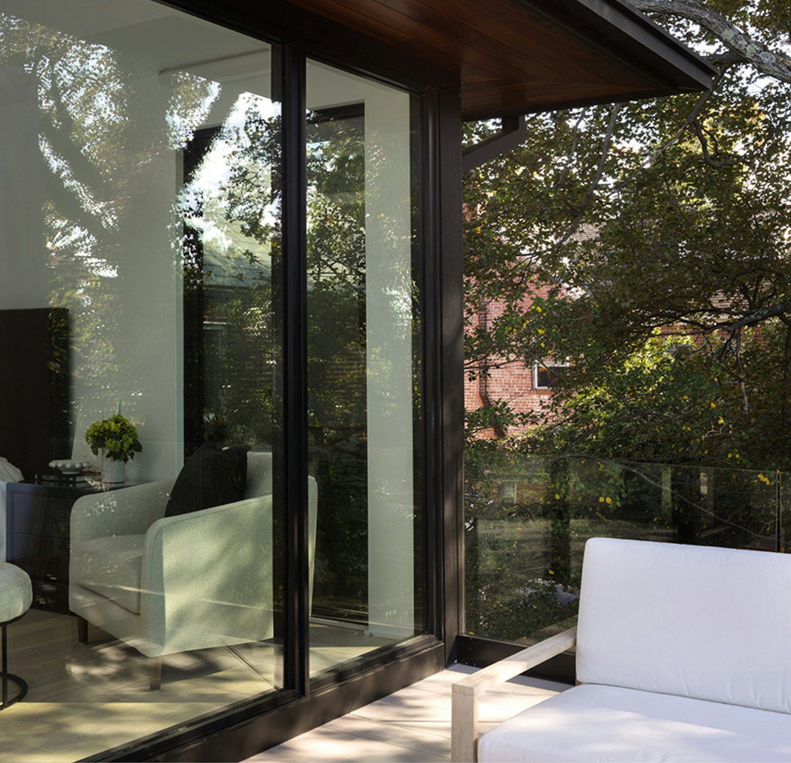 Urban Contemporary 5